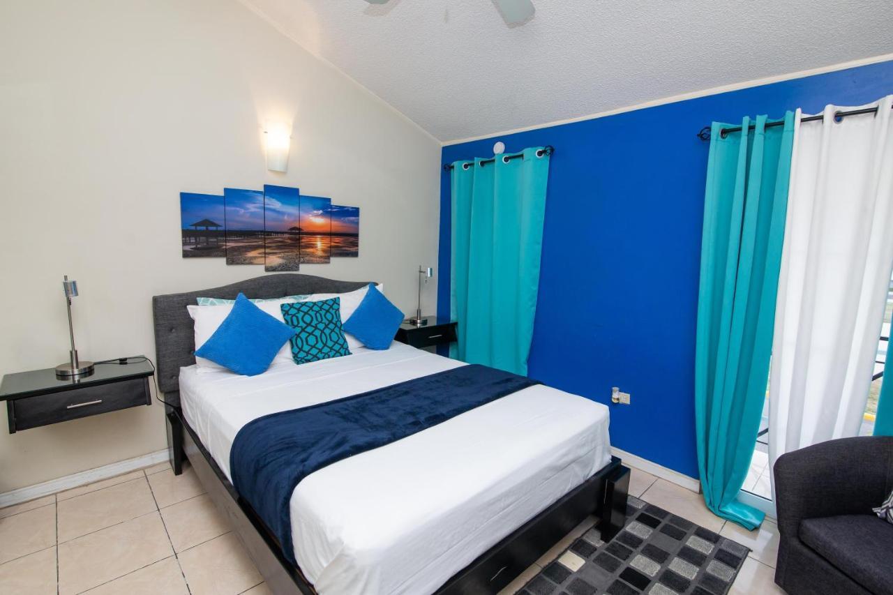 The Oasis I, Portmore Country Club Екстер'єр фото
