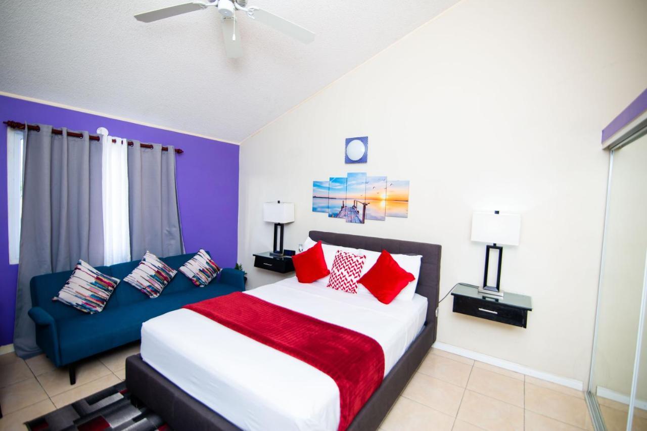The Oasis I, Portmore Country Club Екстер'єр фото