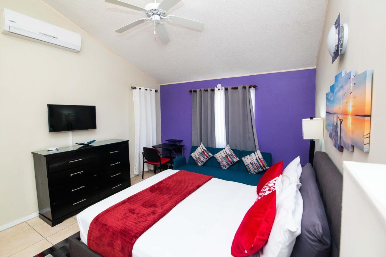 The Oasis I, Portmore Country Club Екстер'єр фото