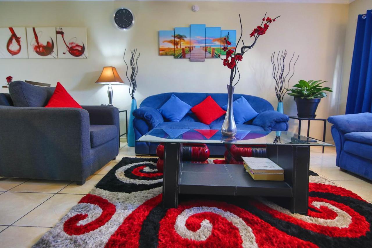 The Oasis I, Portmore Country Club Екстер'єр фото